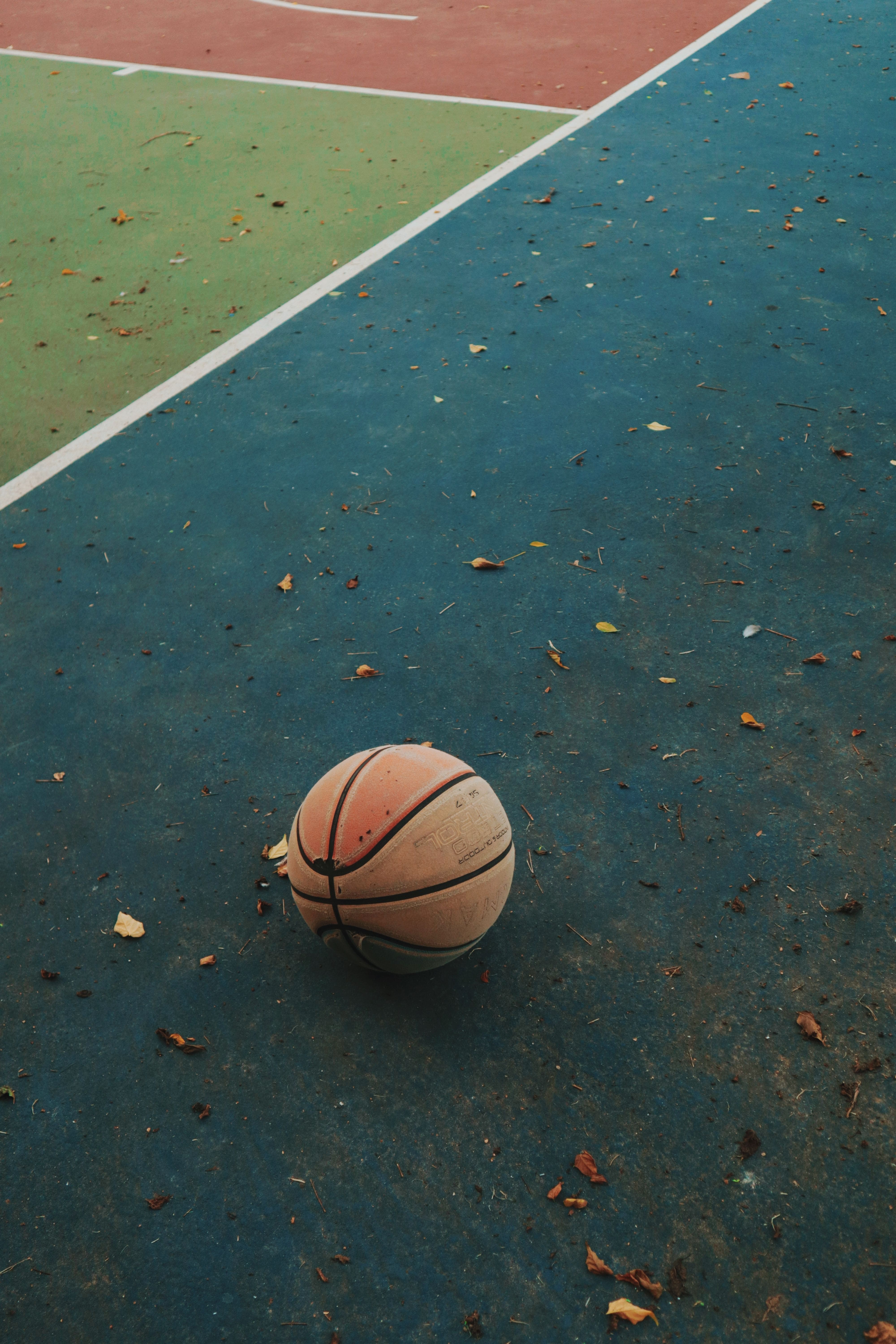 Basketball court markings